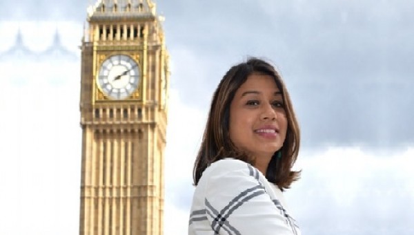 সাবেক স্বৈরশাসক প্রধানমন্ত্রী শেখ হাসিনা, তার বোন শেখ রেহেনা এবং ভাগ্নি ও ব্রিটিশ এমপি টিউলিপ সিদ্দিক